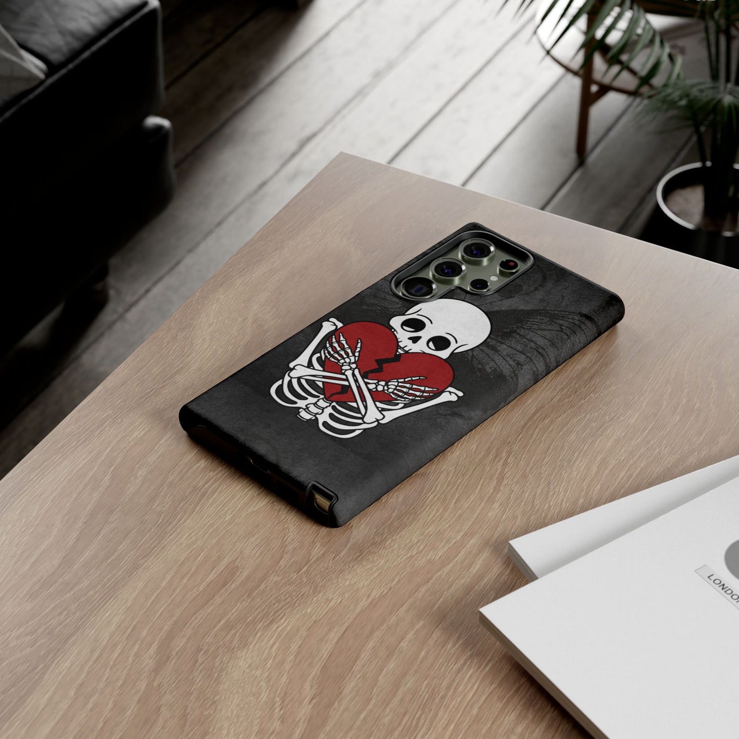 Protocol CR-003: Lost Signal - Phone Case