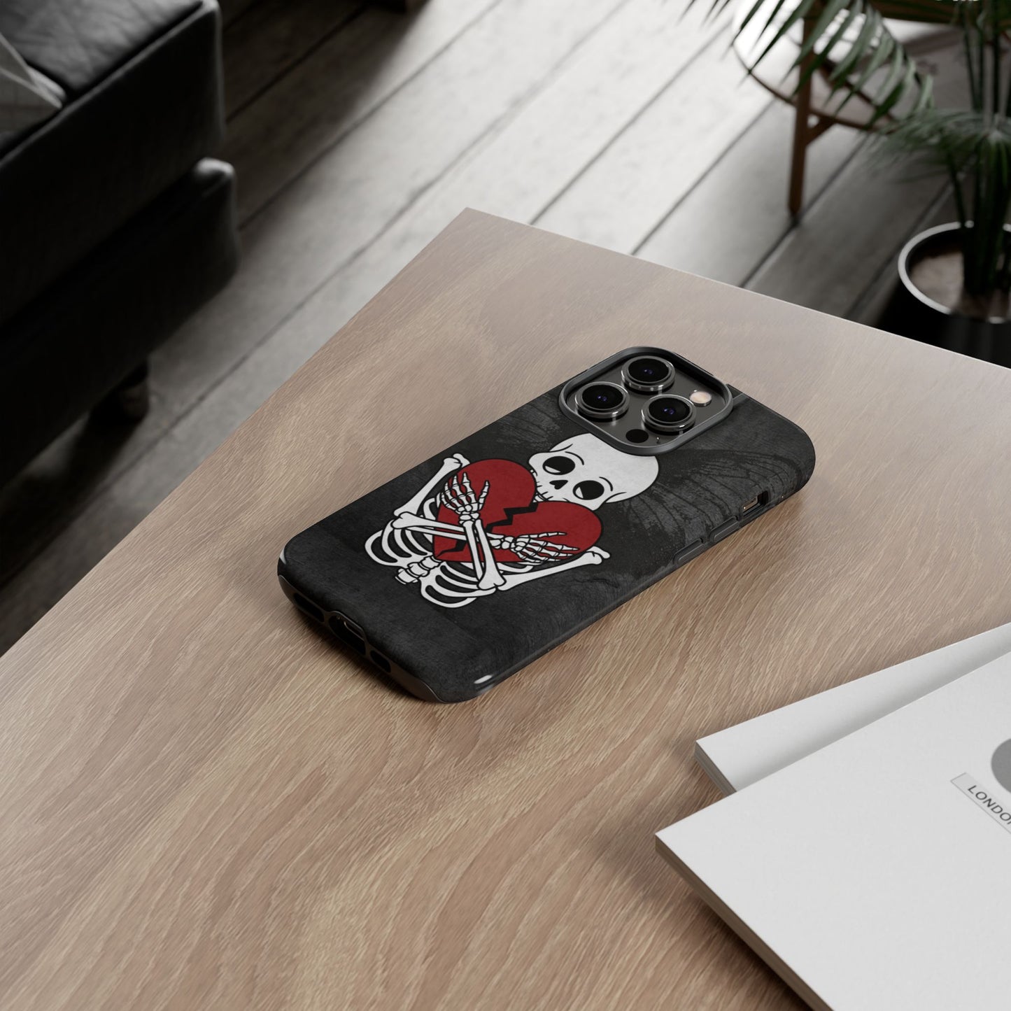 Protocol CR-003: Lost Signal - Phone Case
