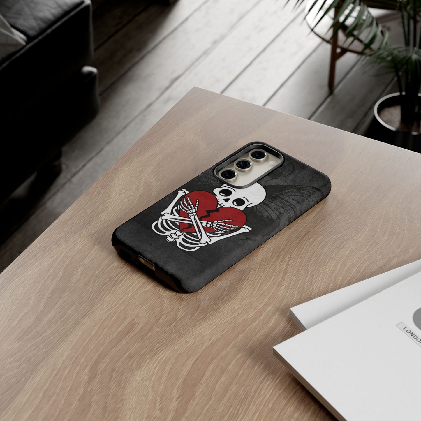 Protocol CR-003: Lost Signal - Phone Case