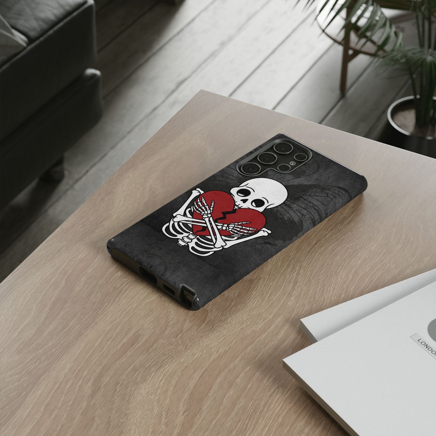 Protocol CR-003: Lost Signal - Phone Case